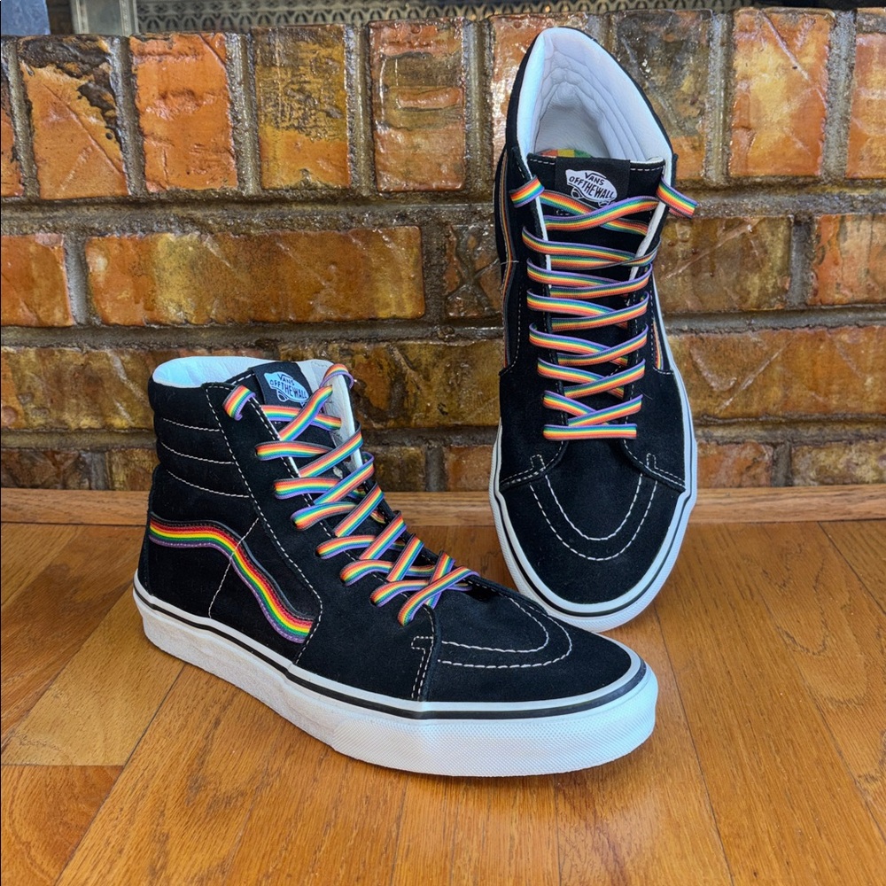 -Vans Skate Sk8-Hi Pride Sneakers Black with Rainbow Men’s 8.5 Women’s 10 - Picture 2 of 16